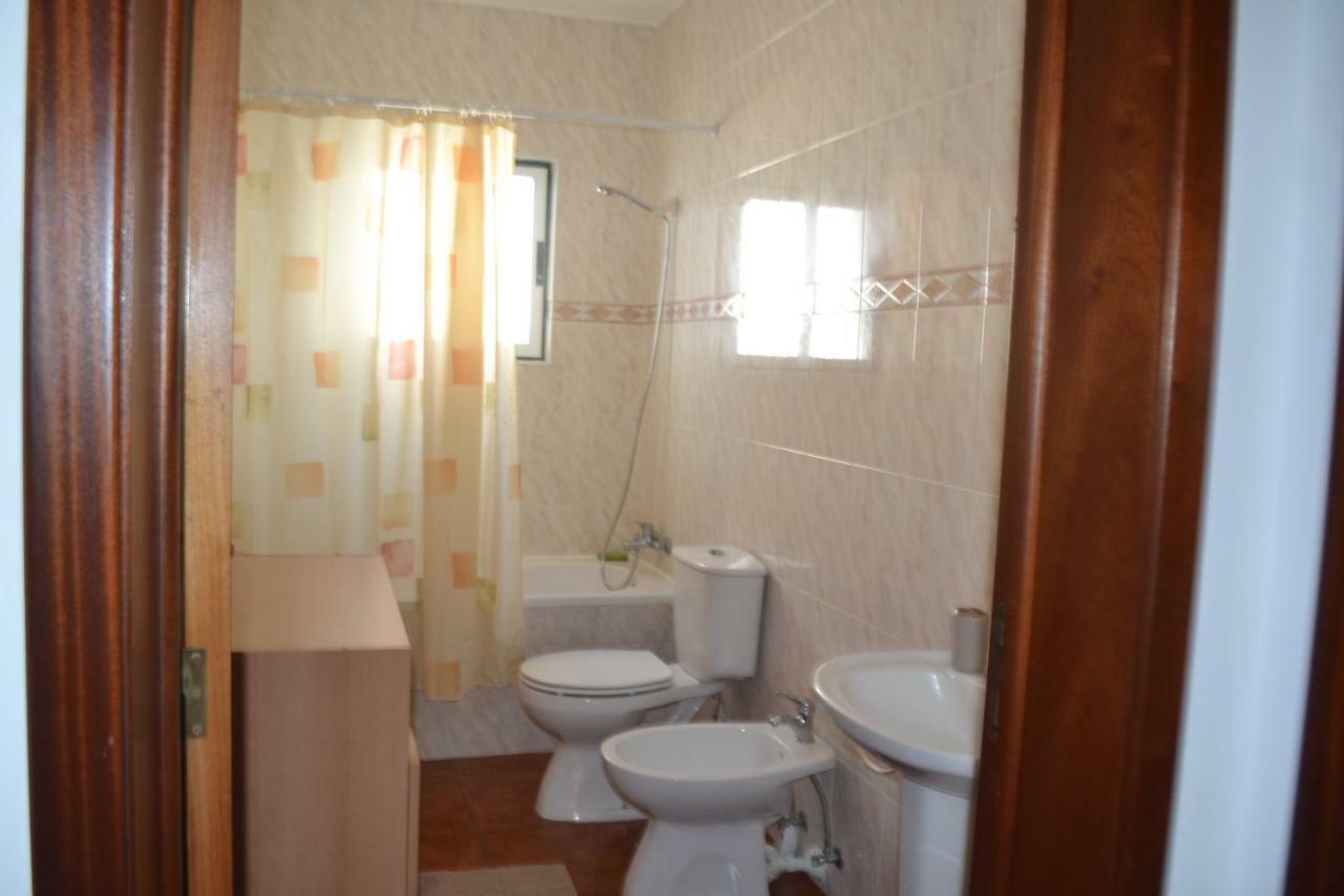 Tina - Al Praia Da Vitoria - Rral 759 Exteriör bild